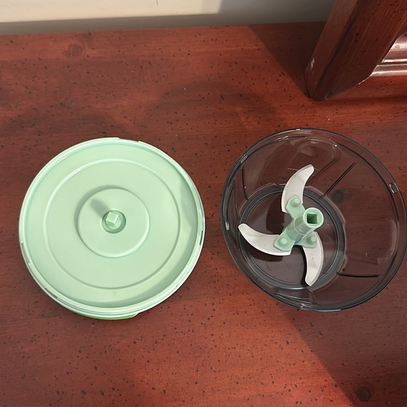 Mini vegetable chopper - Picture 2 of 3